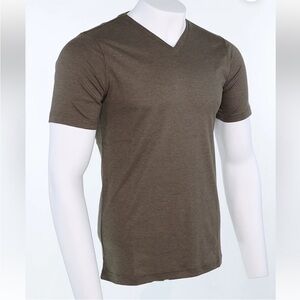 RAFFI PIMA COTTON V NECK TEE .
Size XL. Color brown. Comfort and quality.